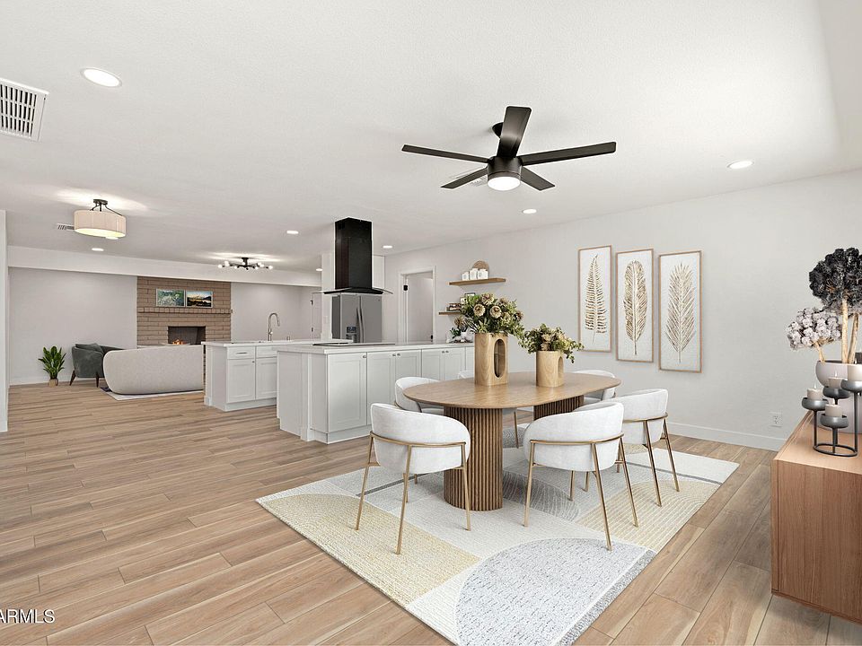 1st image of 10836 N 114TH Avenue