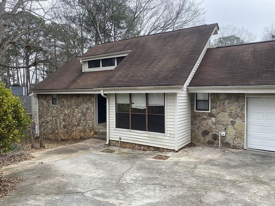 1st image of 3958 Cotswold Dr SW