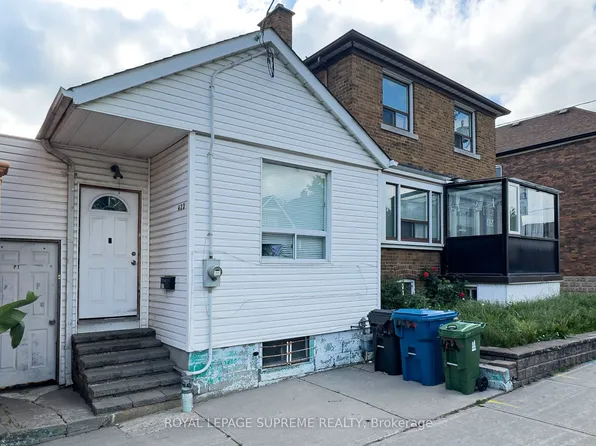 422 Oakwood Ave #Basement, Toronto, ON M6E 2W3