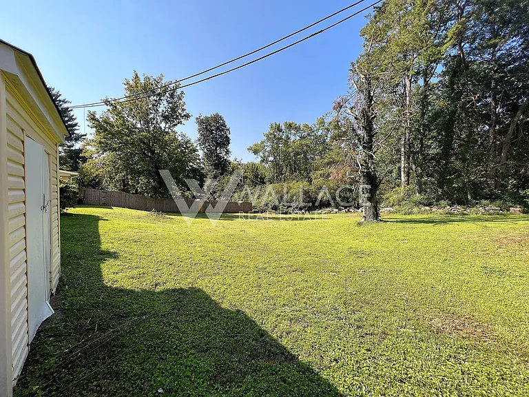 4807 Seminole Rd — Photo 16
