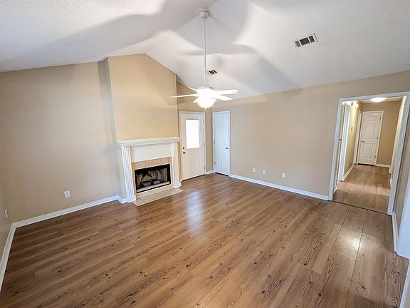 2nd image of 2625 Weeping Willow Ln