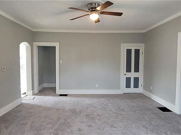 5th image of 1721 Prospect St