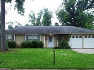 3935 Eloise St, Beaumont, TX 77707