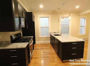 125 Princeton St #II, Boston, MA 02128