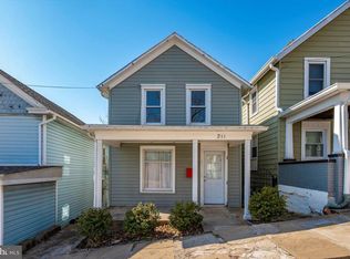 211 N Maple Ave, Brunswick, MD 21716