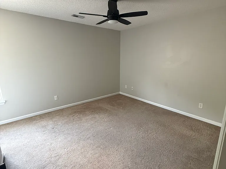 4779 Skillmaster Ct — Photo 6