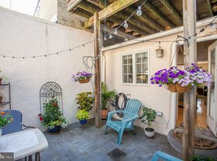 1304 S Howard St, Philadelphia, PA 19147