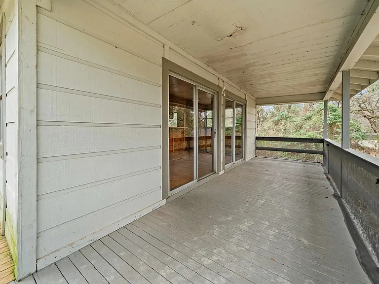 20973 Lakeview Dr — Photo 14