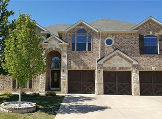 5816 Summerwood Dr, Grand Prairie, TX 75052