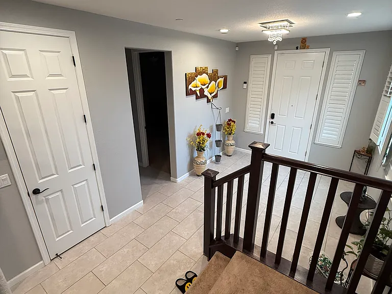 630 W Huntington Ave — Photo 34