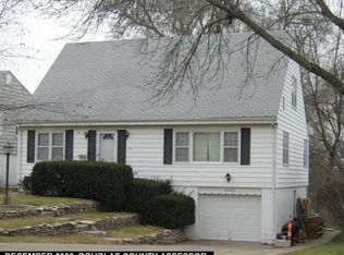 4680 Oak St, Omaha, NE 68106