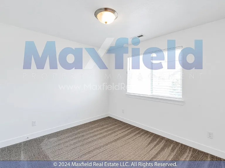 4163 W 1650 N — Photo 23