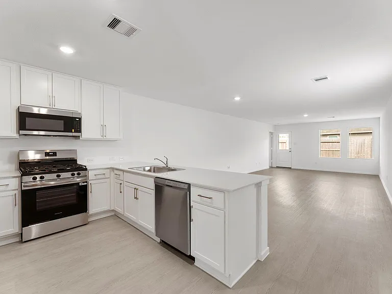 706 Umbrella Tree Dr — Photo 9