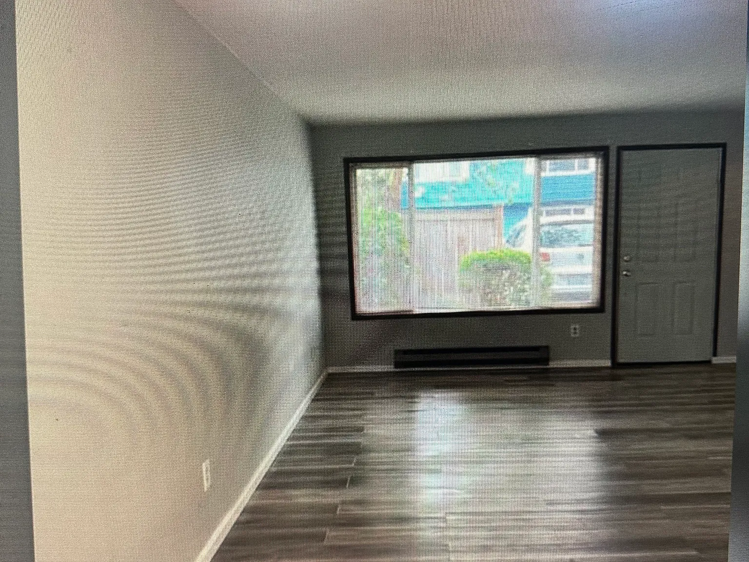 2 bed, 1.5 bath, 890 sqft, $2,550 — Photo 2