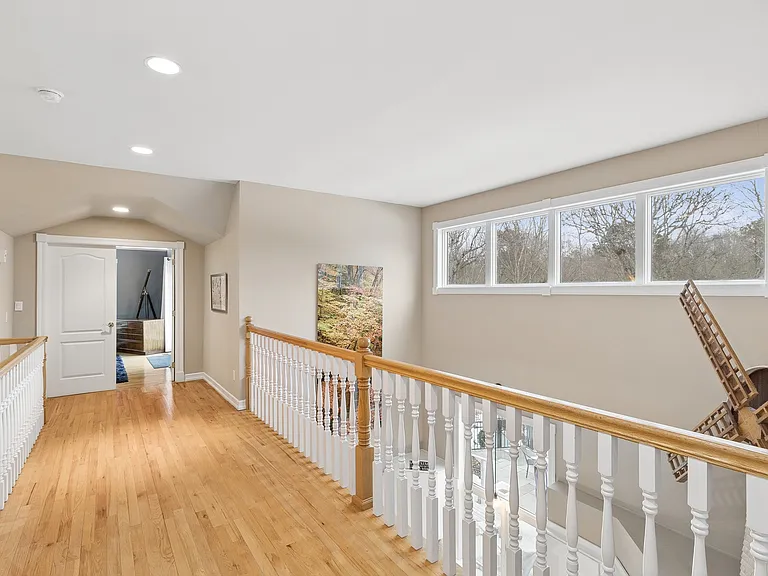 146 Hills Station Rd — Photo 32