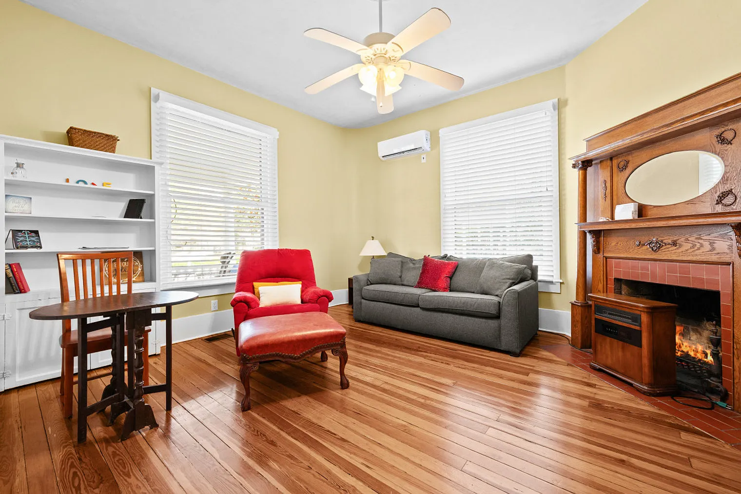 1 bed, 1.0 bath, $3,025 — Photo 1