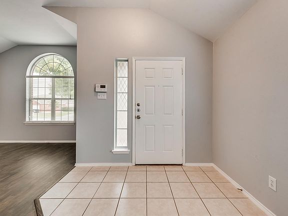 5th image of 6228 Trinity Creek Dr