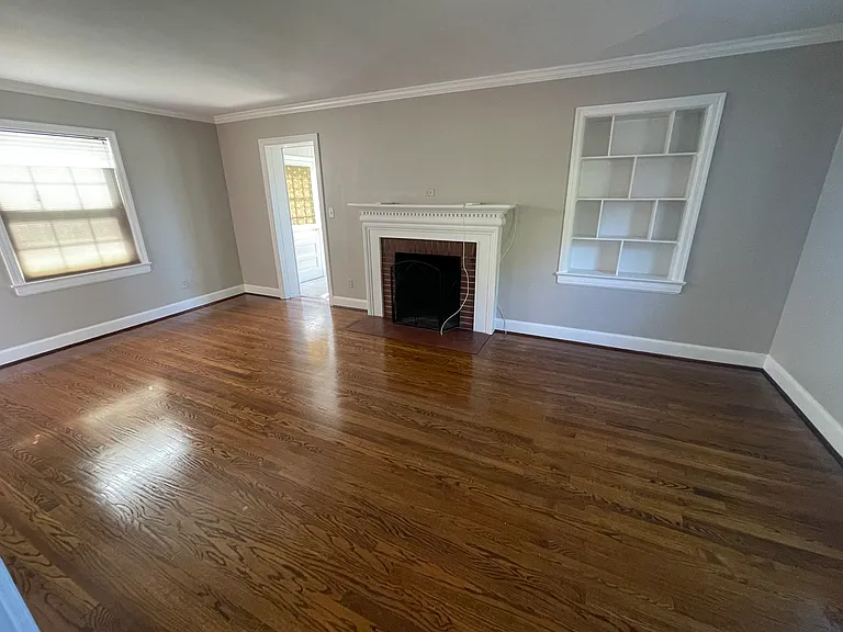 2655 Laburnum Ave SW — Photo 7