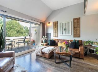 16 Pine Orchard Rd APT 35, Branford, CT 06405