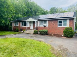 334 Cedar St, Newington, CT 06111