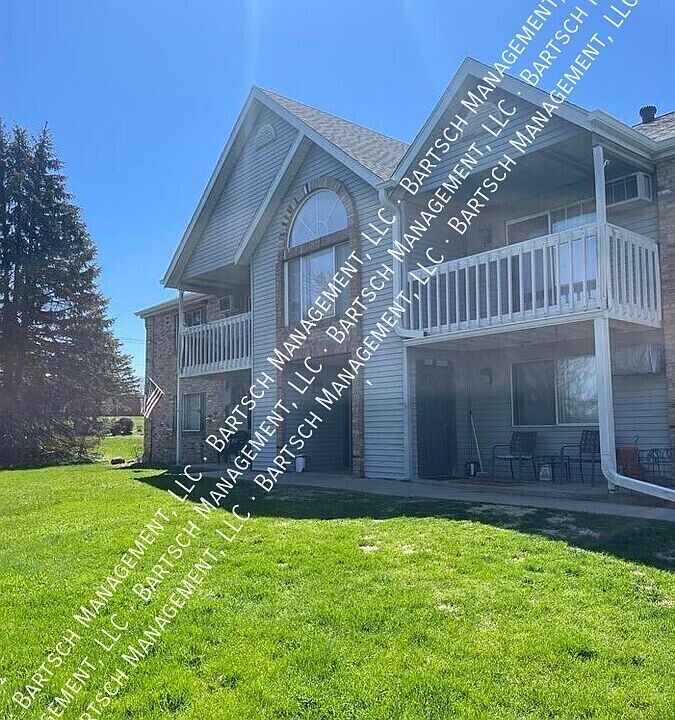 1st image of W182S8443 Racine Ave #43