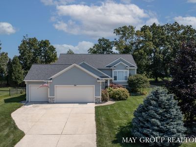 7318 Alycia Dr, Hudsonville, MI, 49426