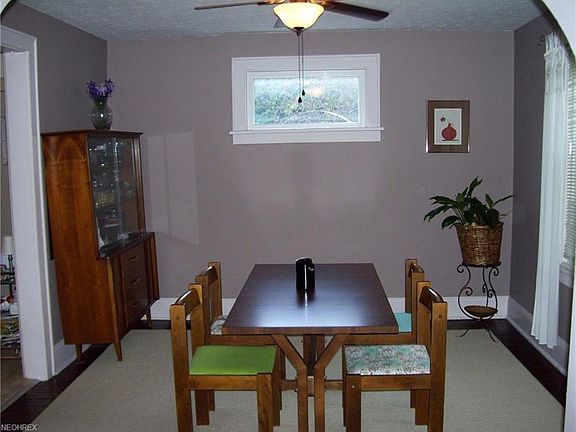 4th image of 444 Palm Ave