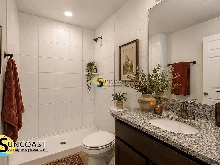 306 Urbana St — Photo 21