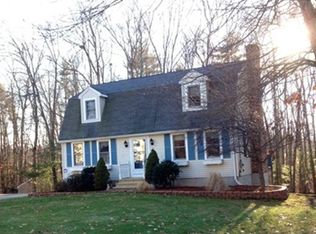 42 Pond St, Douglas, MA 01516