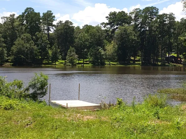 732 Lake Camelot Cir, Woodville, TX 75979