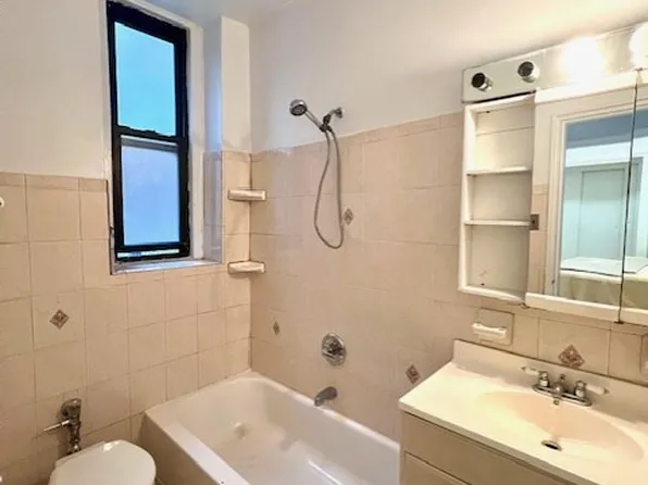 315 East 88th Street image 6 of 8