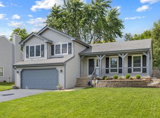 1234 Hillsboro Dr, Batavia, IL 60510