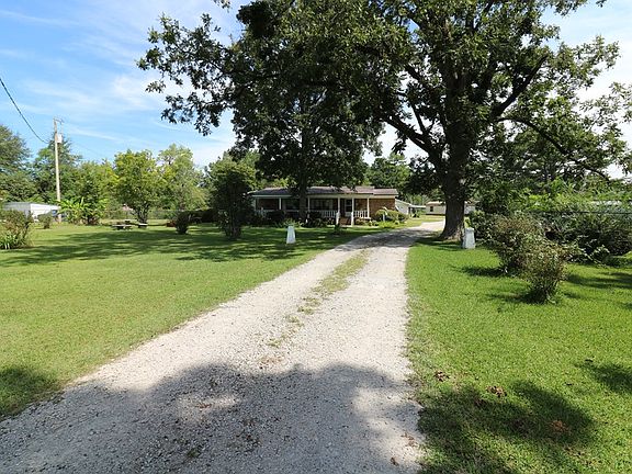 2nd image of 35 Camillia Ln
