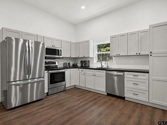 3rd image of 2264 County Road 4450