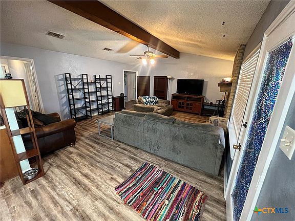 5th image of 2309 Tiffany Dr
