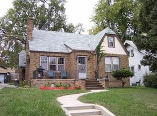 6728 Florence Blvd, Omaha, NE 68112