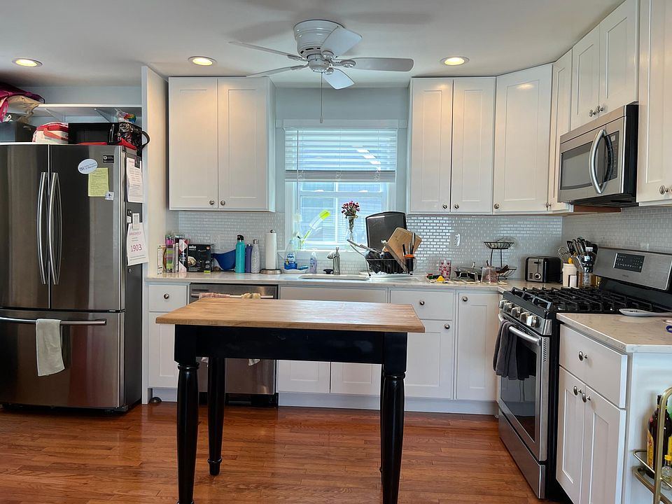 1st image of 9 Constitution Ave APT 2B