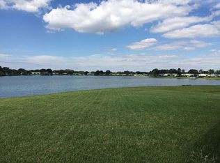 5418 Lakehurst Ct, Palmetto, FL 34221