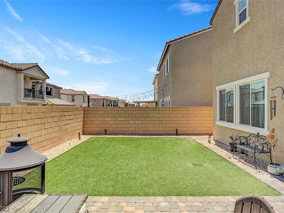 2nd image of 5720 Salt Rock St