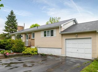 28 Jayden Dr, Dartmouth, NS B2W2A8