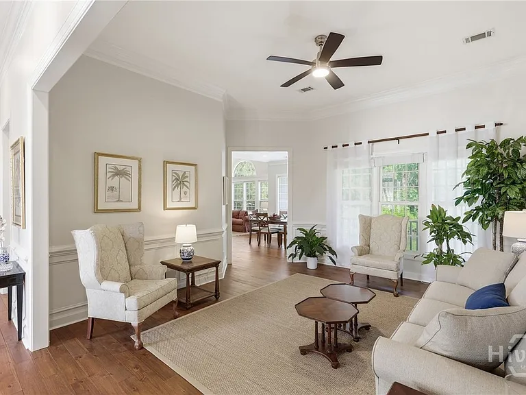 Palm Grove Ct — Photo 6