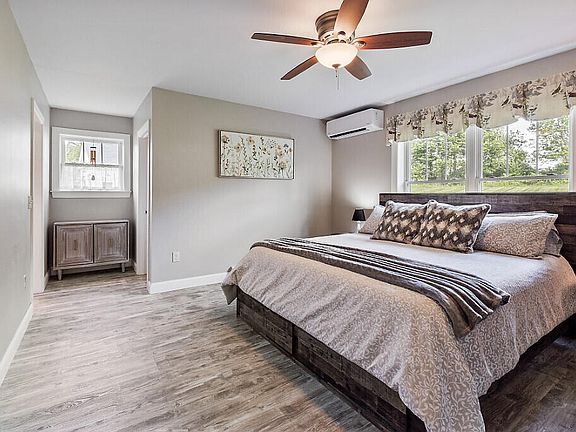 5th image of 9 Fieldstone Drive