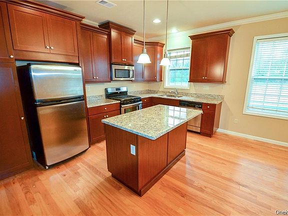 3rd image of 216 Canter Ct
