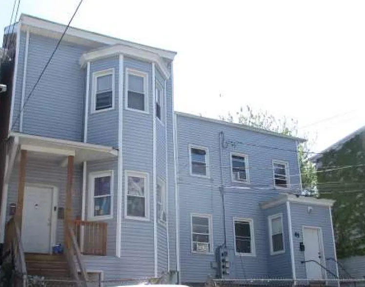 83 Madison St #1