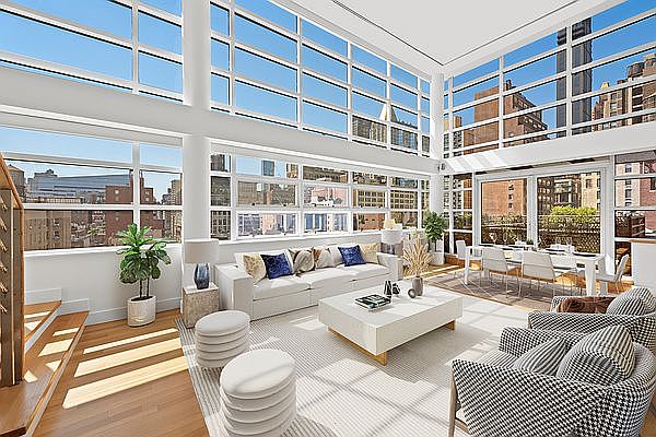 1st image of 145 Lexington Ave #11