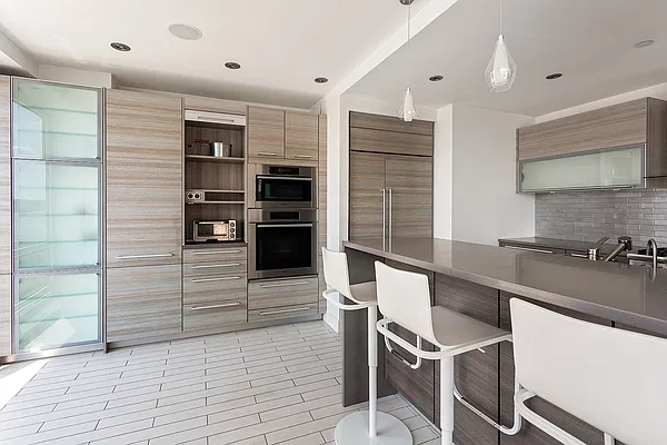 Sold by BLU Real Estate | media 3
