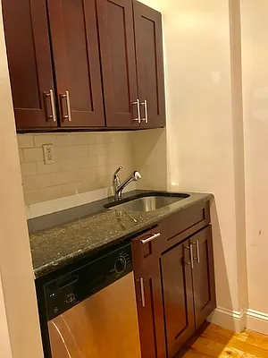 Rented by Bouwerie Lane Group | media 7