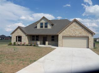 15561 Saddle Ridge Cir, Terrell, TX 75160