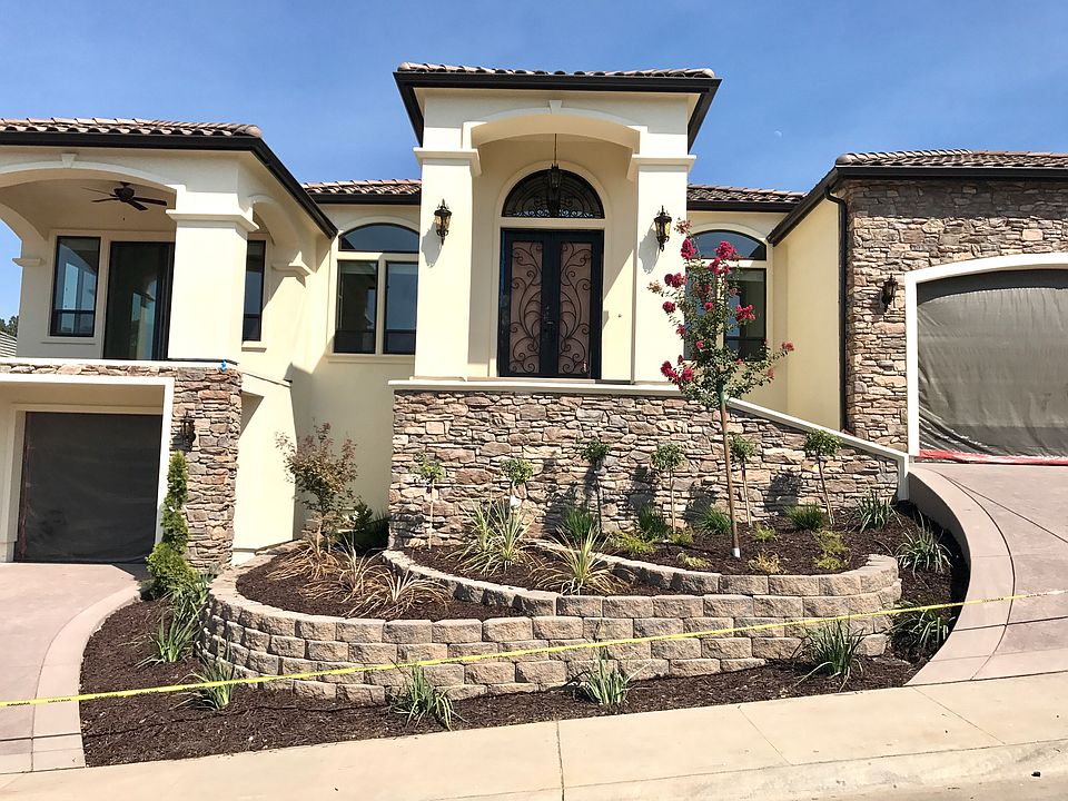 1st image of 624 Sundahl Dr