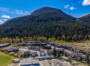 1005 Phare Cres, Pemberton, BC V0N2L1